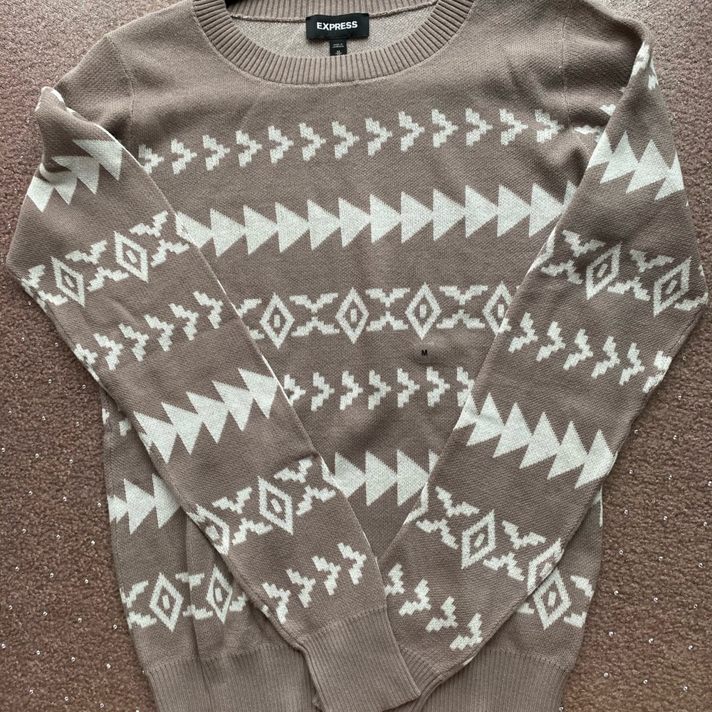 Express - Fitted Geometric Print Sweater